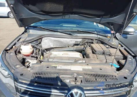 2017 Volkswagen Tiguan 2.0T Sel из США, поврежденный, VIN WVGVV7AX9HK038527